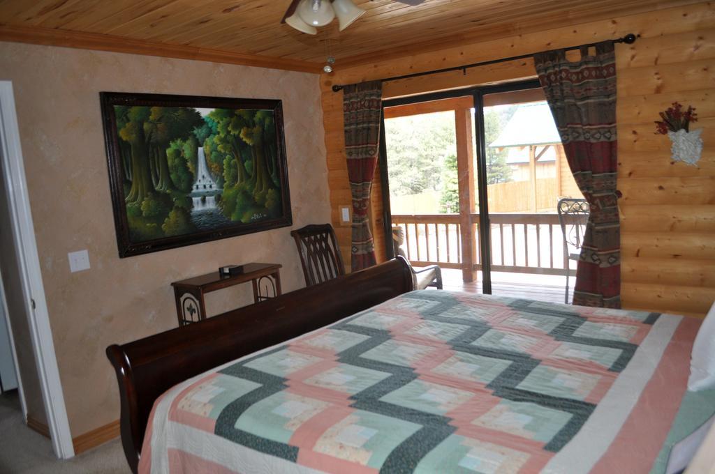 Elkwood Manor Bed & Breakfast Pagosa Springs Buitenkant foto